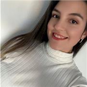 He estudiado hasta bachillerato y actualmente estoy haciendo un grado superior de administración y finanzas. Me encantan los niños